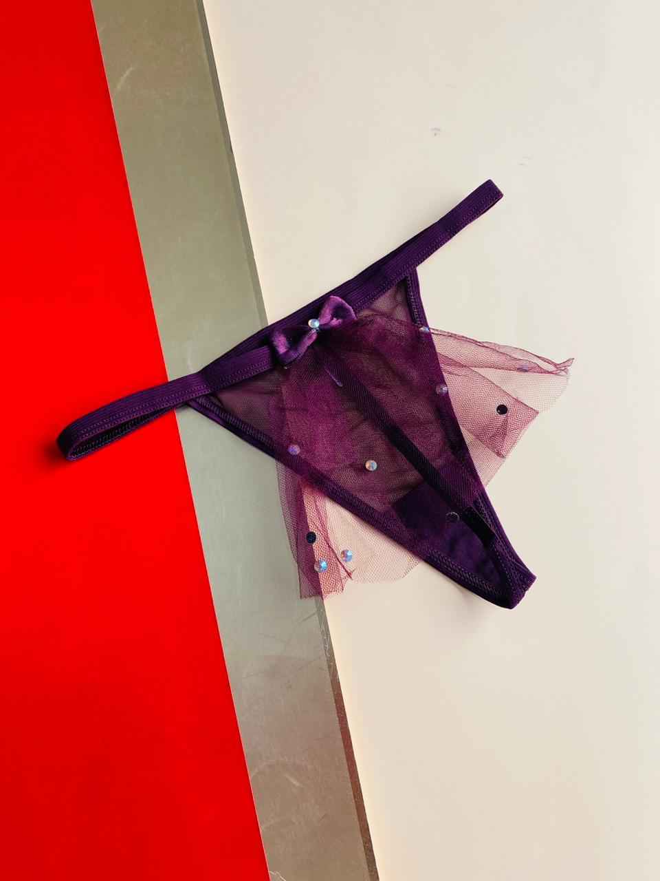 String dentelle