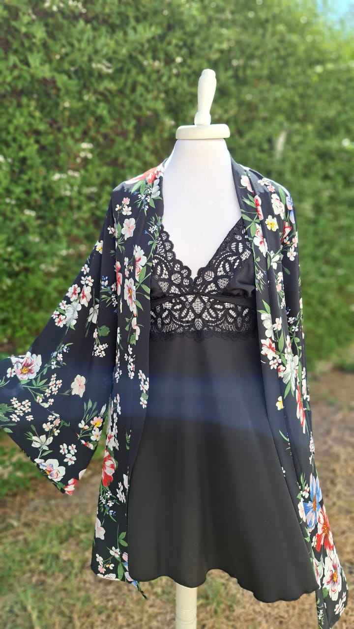 KIMONO AVEC NUISETTE
